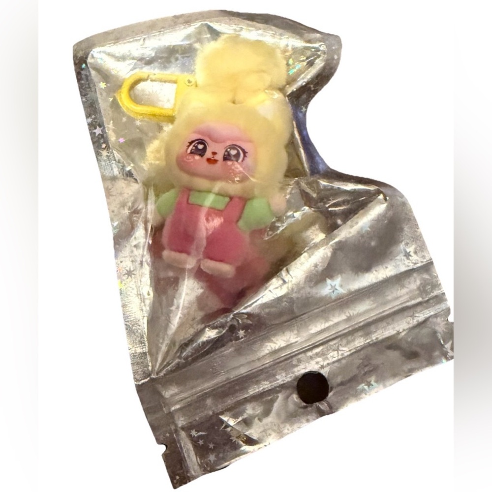 Sweet Cat Lili Charming Character Keychain in Yellow and Pink 3” tall - Picture 3 of 3